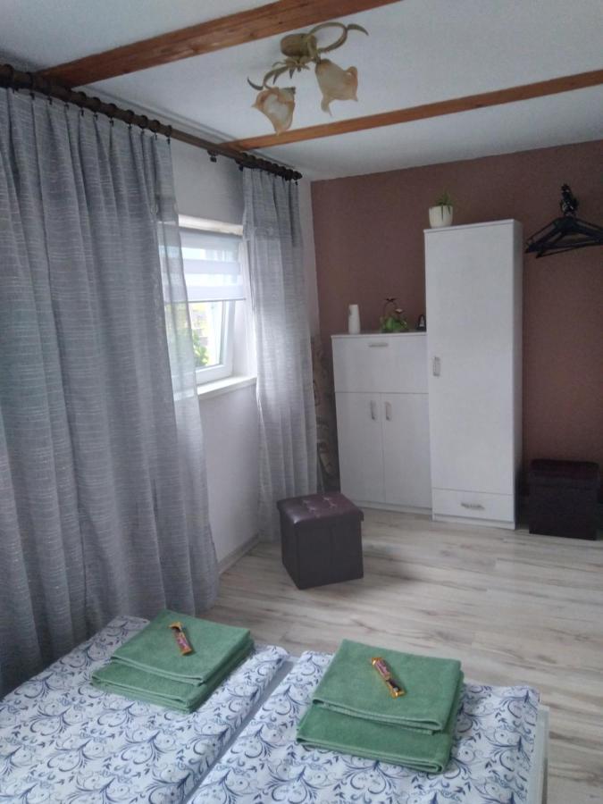 Domek Na Prerii Villa Ustrzyki Dolne Eksteriør billede