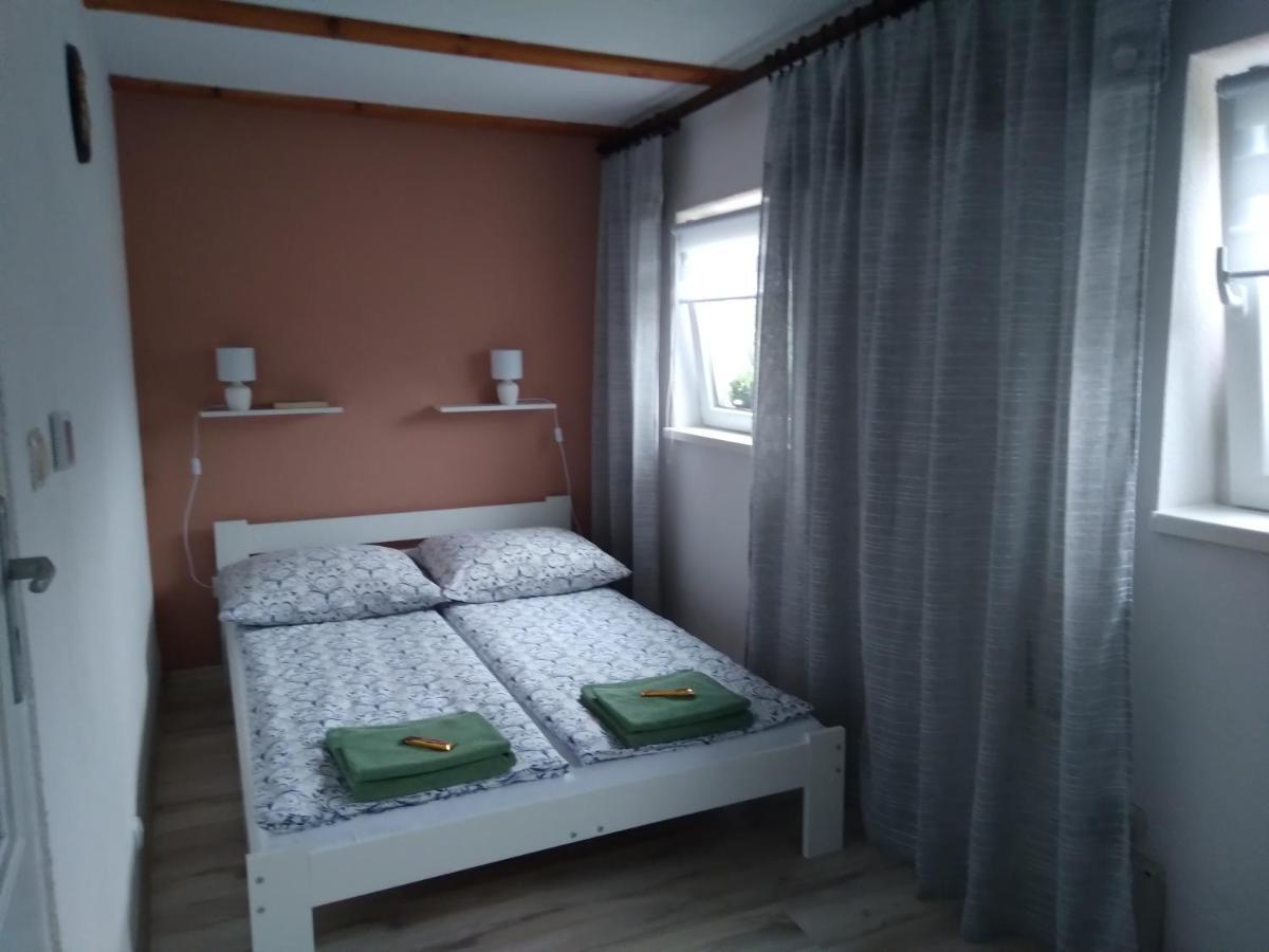 Domek Na Prerii Villa Ustrzyki Dolne Eksteriør billede